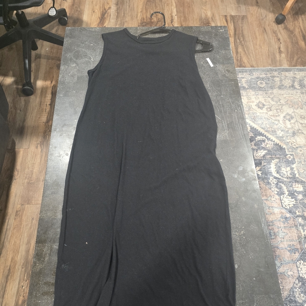 Universal Thread Black Sleeveless Maxi Dress